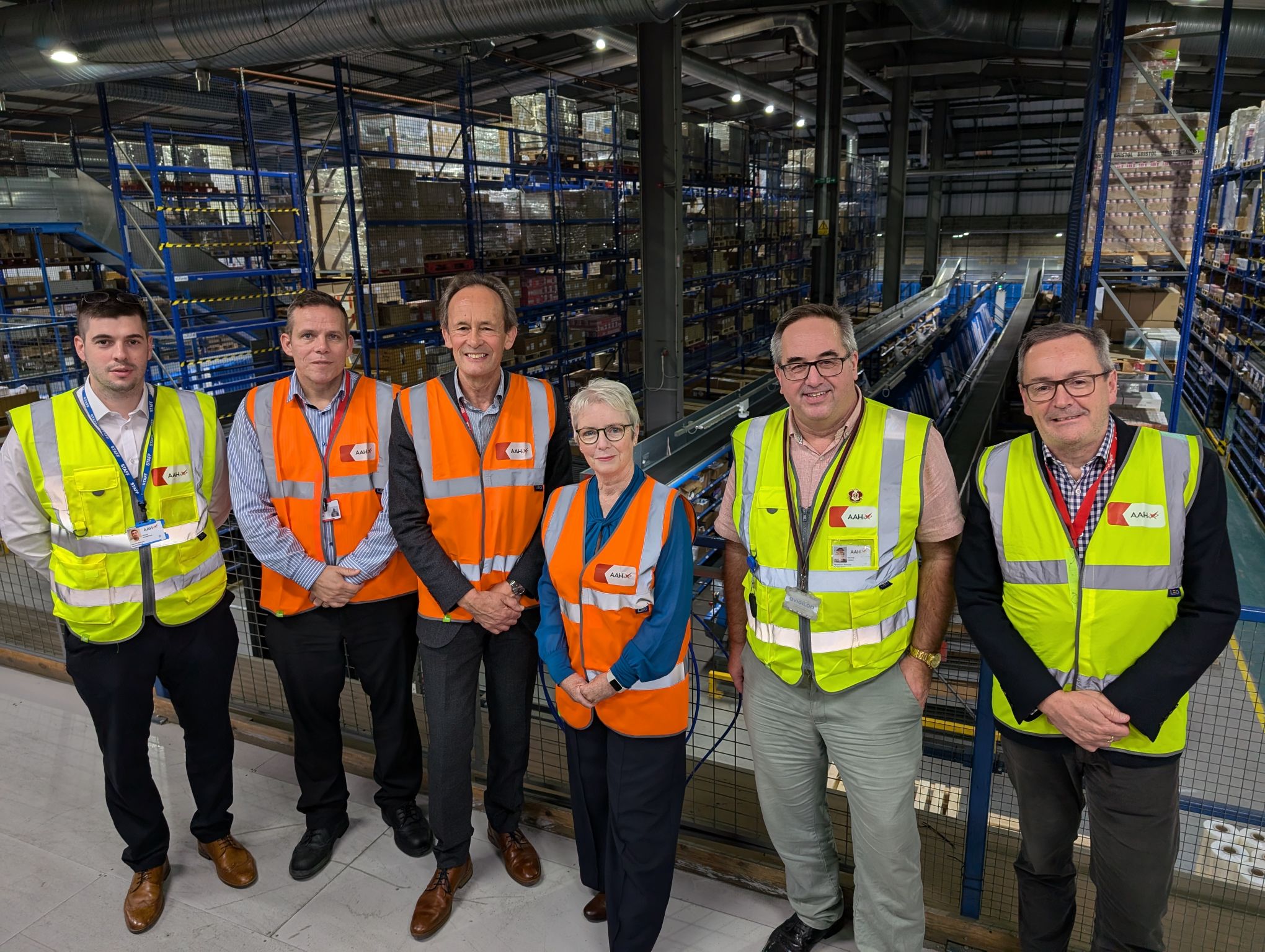 Minister for Secondary Care Karin Smyth MP visits HDA member company AAH’s Bristol warehouse